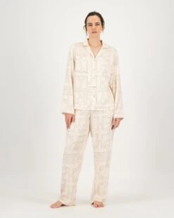 Nikol Branded Sleep Set