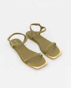 Freya Sandal