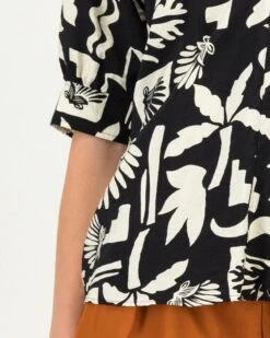 Carey Popover Blouse -Fashion General Store 104510071 C01 5