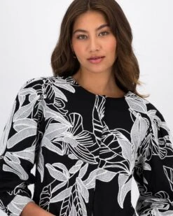 Khemeka Embroidered Jacket -Fashion General Store 104745443 C01 4