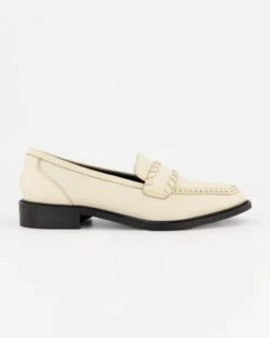 Isabel Buckle Loafer -Fashion General Store 104790131 C13 4