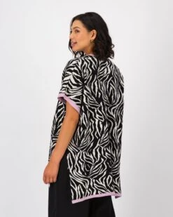 Lindon Knitted Kimono -Fashion General Store 104965065 C99 3