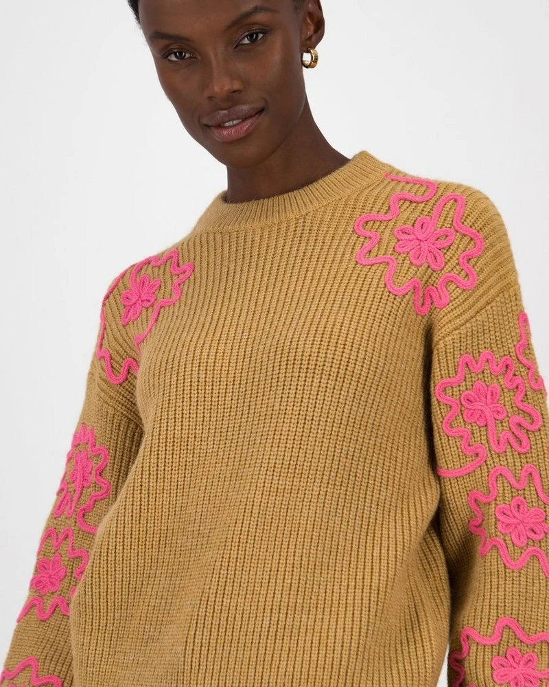 Tory Embroidered 6 Tory Embroidered - Image 4