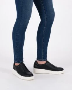 Faye Sneaker -Fashion General Store 105135082 C01 2