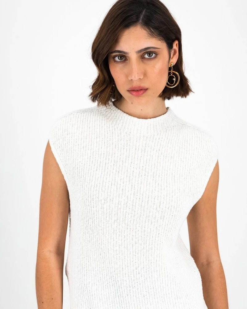 Kent Sleeveless Knitwear Vest 6 Kent Sleeveless Knitwear Vest - Image 4