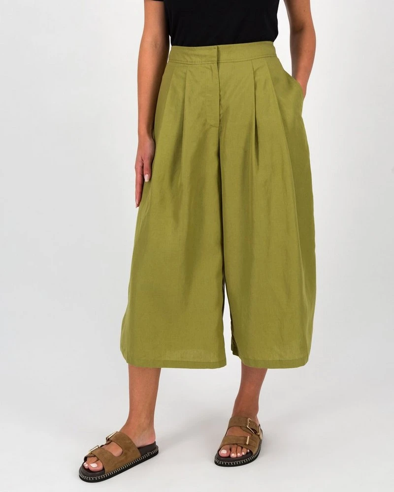 Zola Wide Leg Pleated Culotte 3 Zola Wide Leg Pleated Culotte